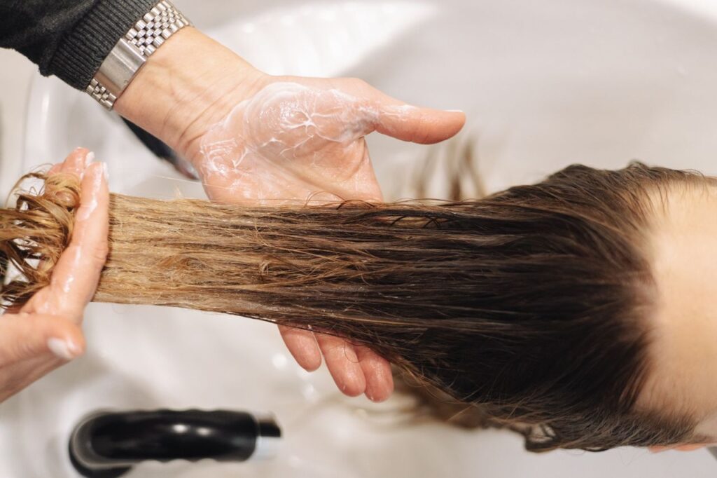 schiaritura capelli a Barletta